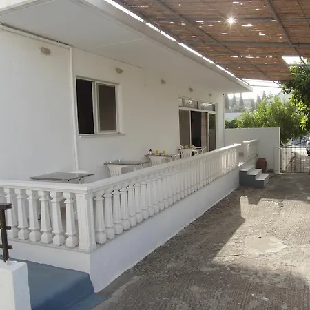 Guest house Annoula Archangelos (Rhodes)