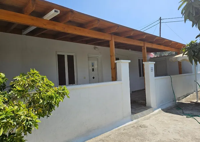 Annoula بيت ضيافة 3*